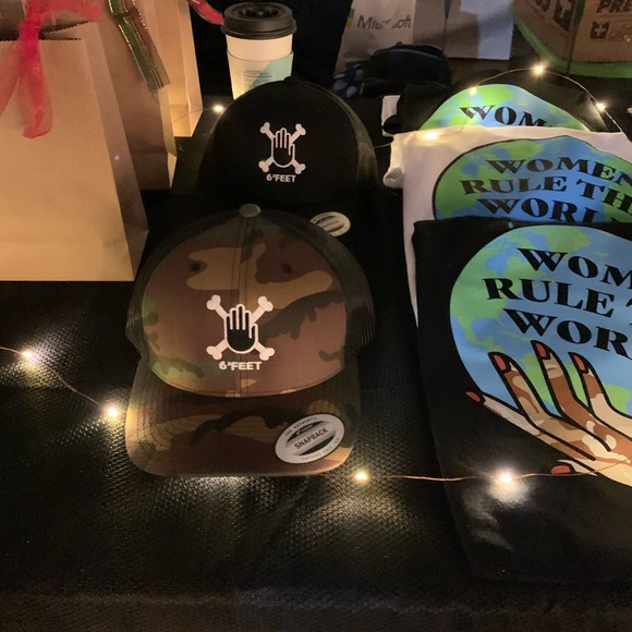 6’FEET Camo Cap With Black Hand On Black Cross Bones - Picture 11 of 11